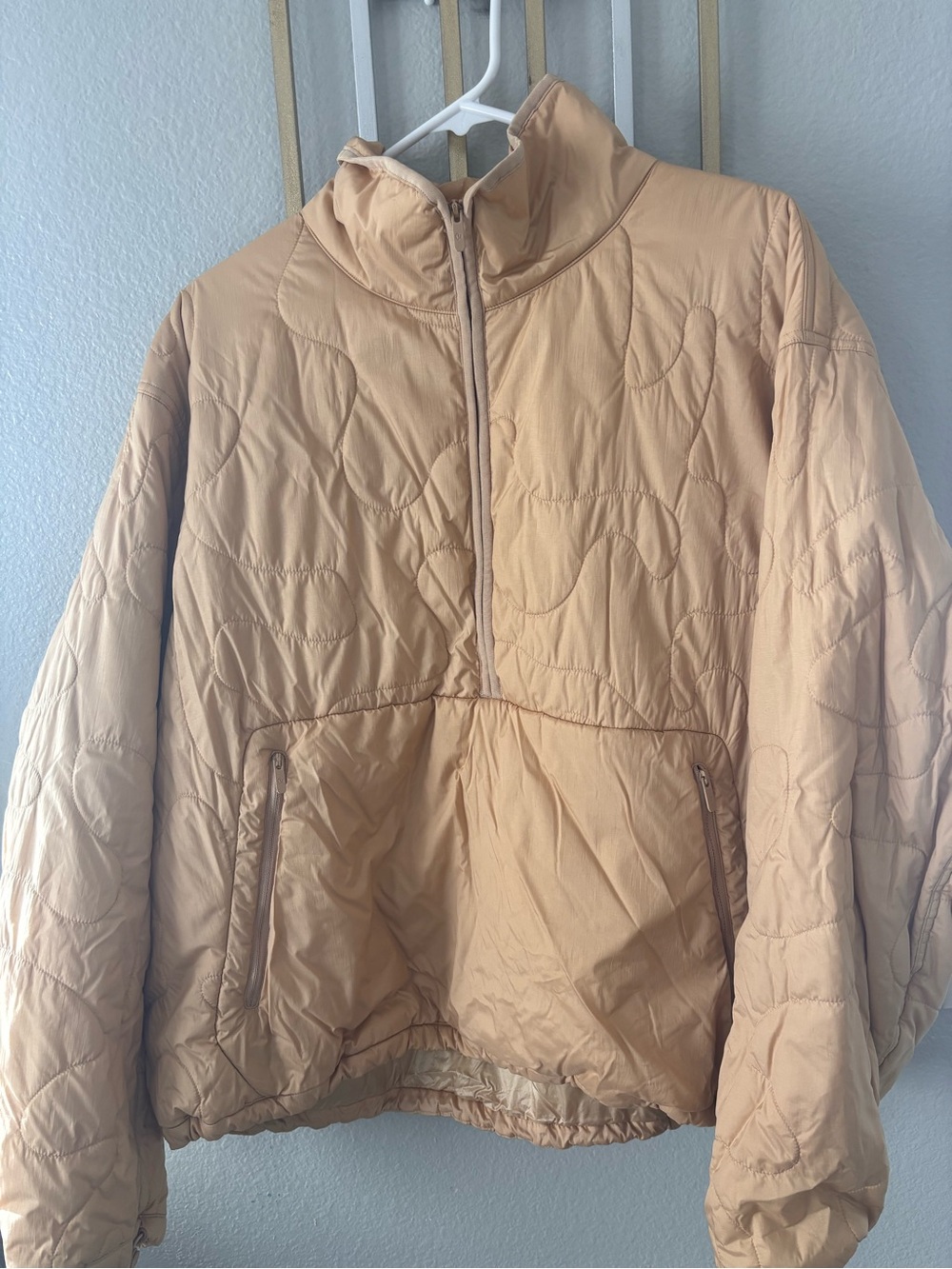 lululemon athletica Light Tan Quilted Pullover Jacket